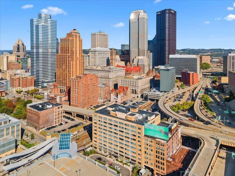 Cozysuites Lavish 1Br, Downtown Pittsburgh Exterior photo